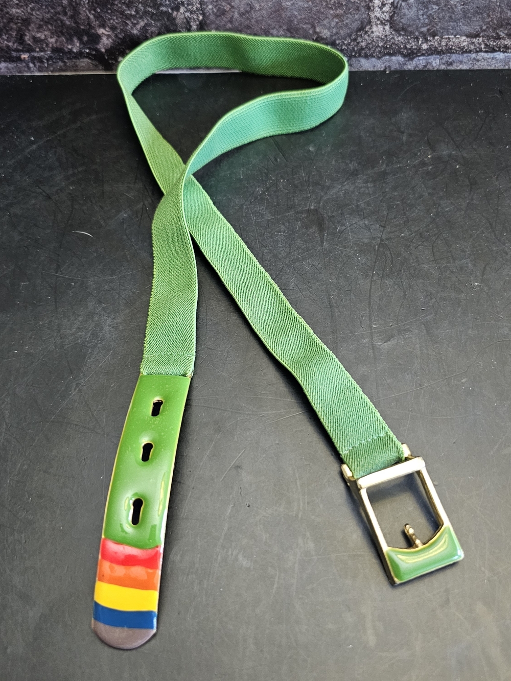 Source Unknown Green Elastic Belt with Multicolor Enamel Tip